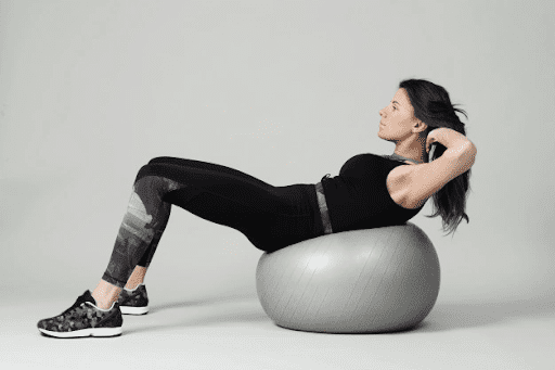 วิธีเล่นลูกบอลพิลาทิส